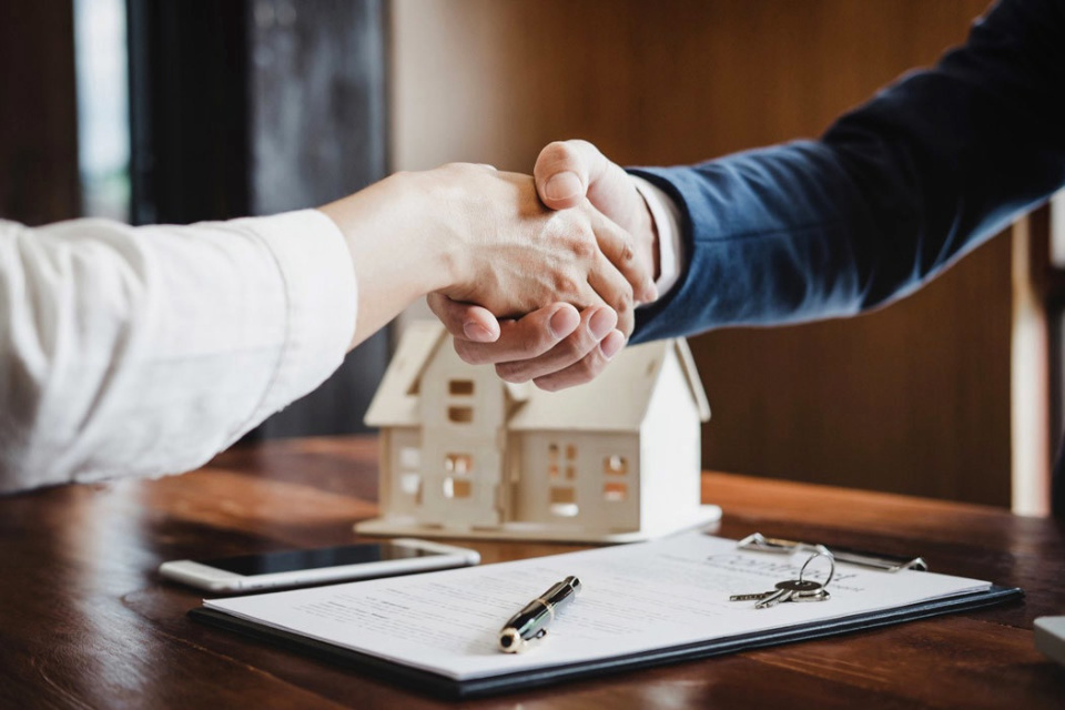 Услуга  по продаже объекта недвижимости -0